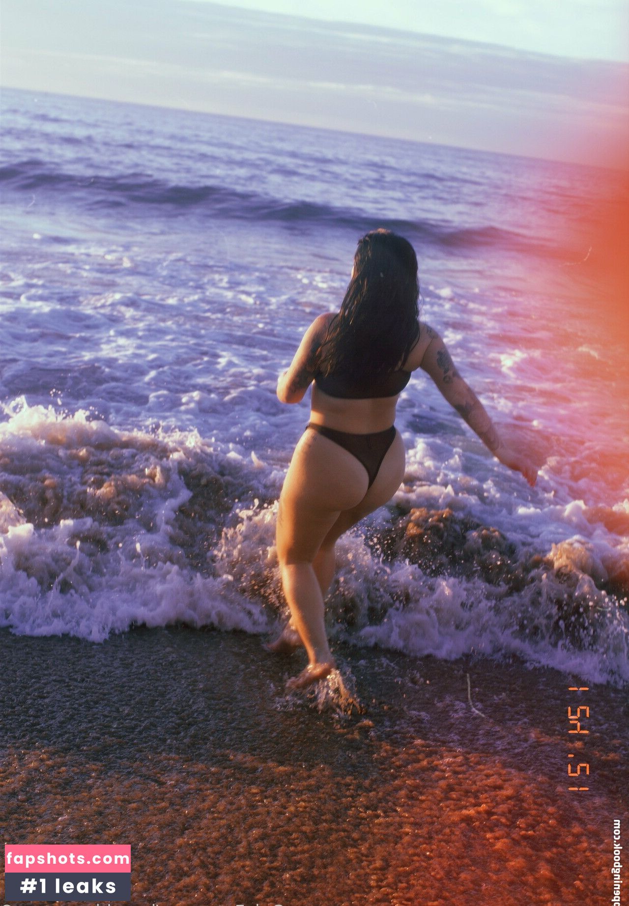 loandthecosmos2 gallery photo #4