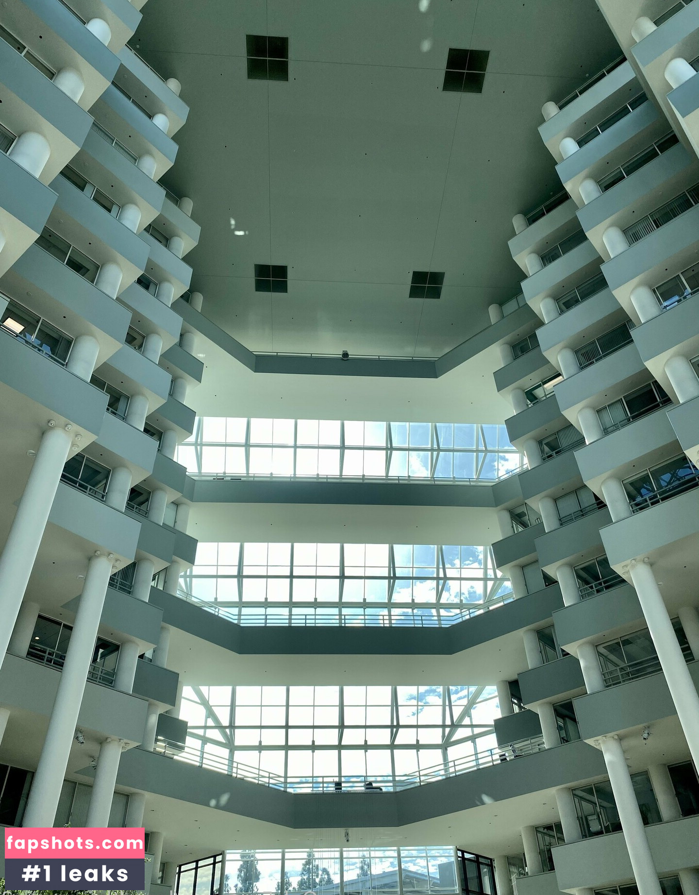 loandthecosmos2 gallery photo #10