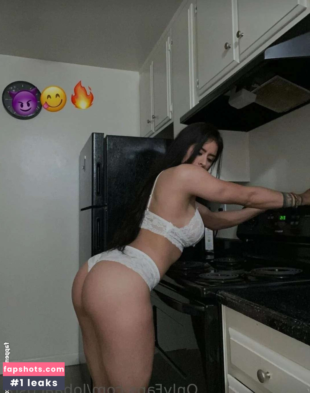 Lobaacosta gallery photo #8