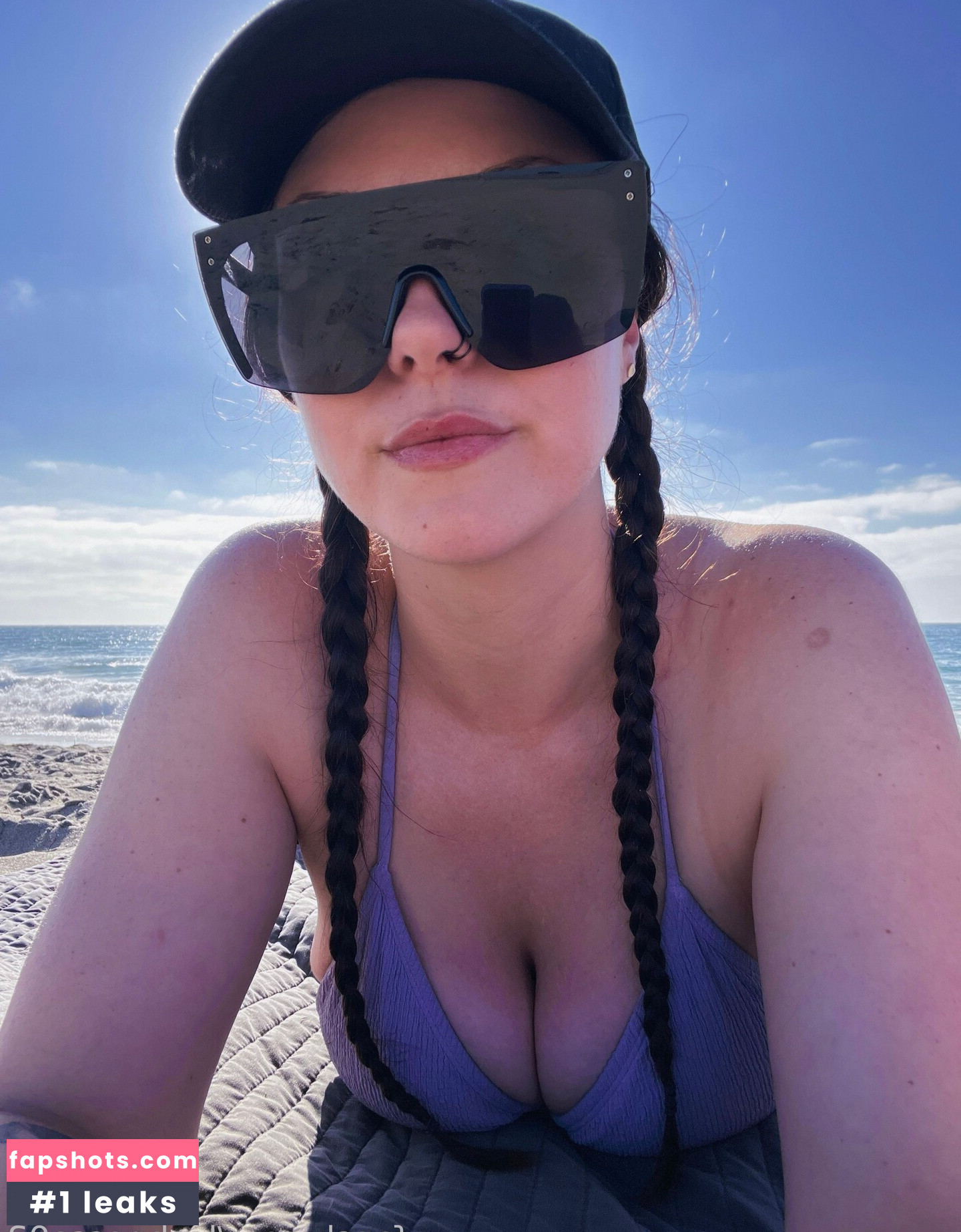 Lochnessa93 gallery photo #47