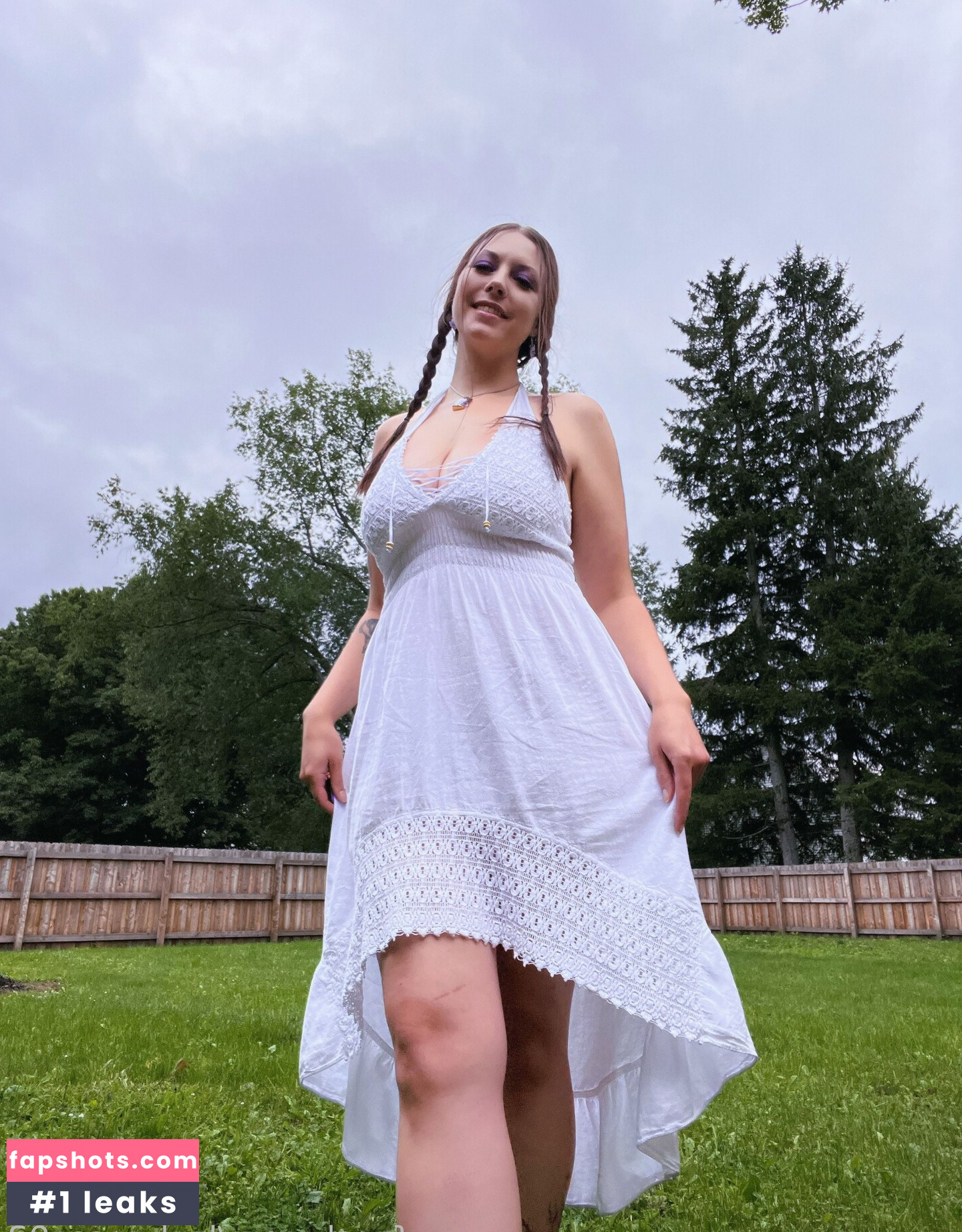 Lochnessa93 gallery photo #66