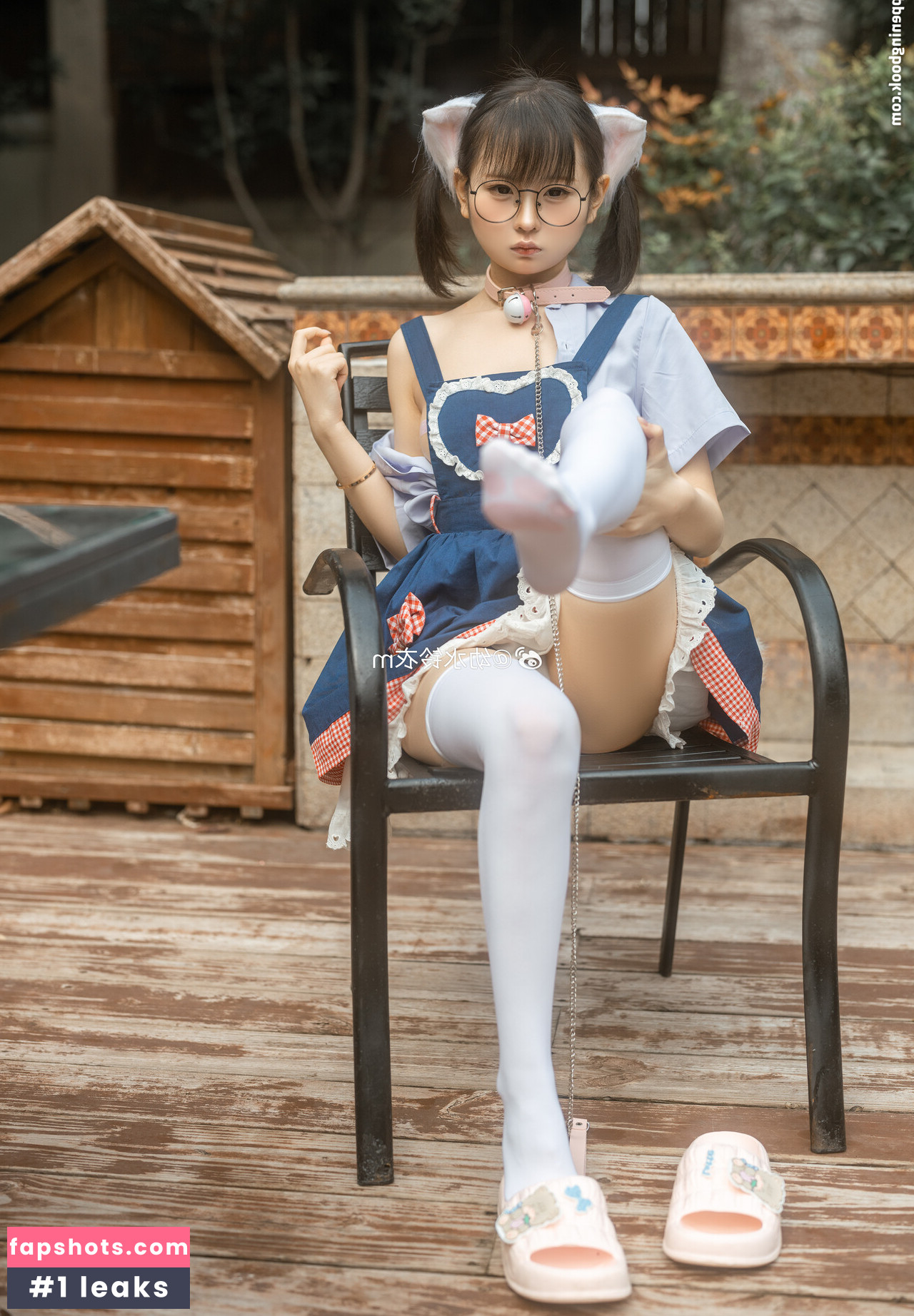 Log in gallery photo #30