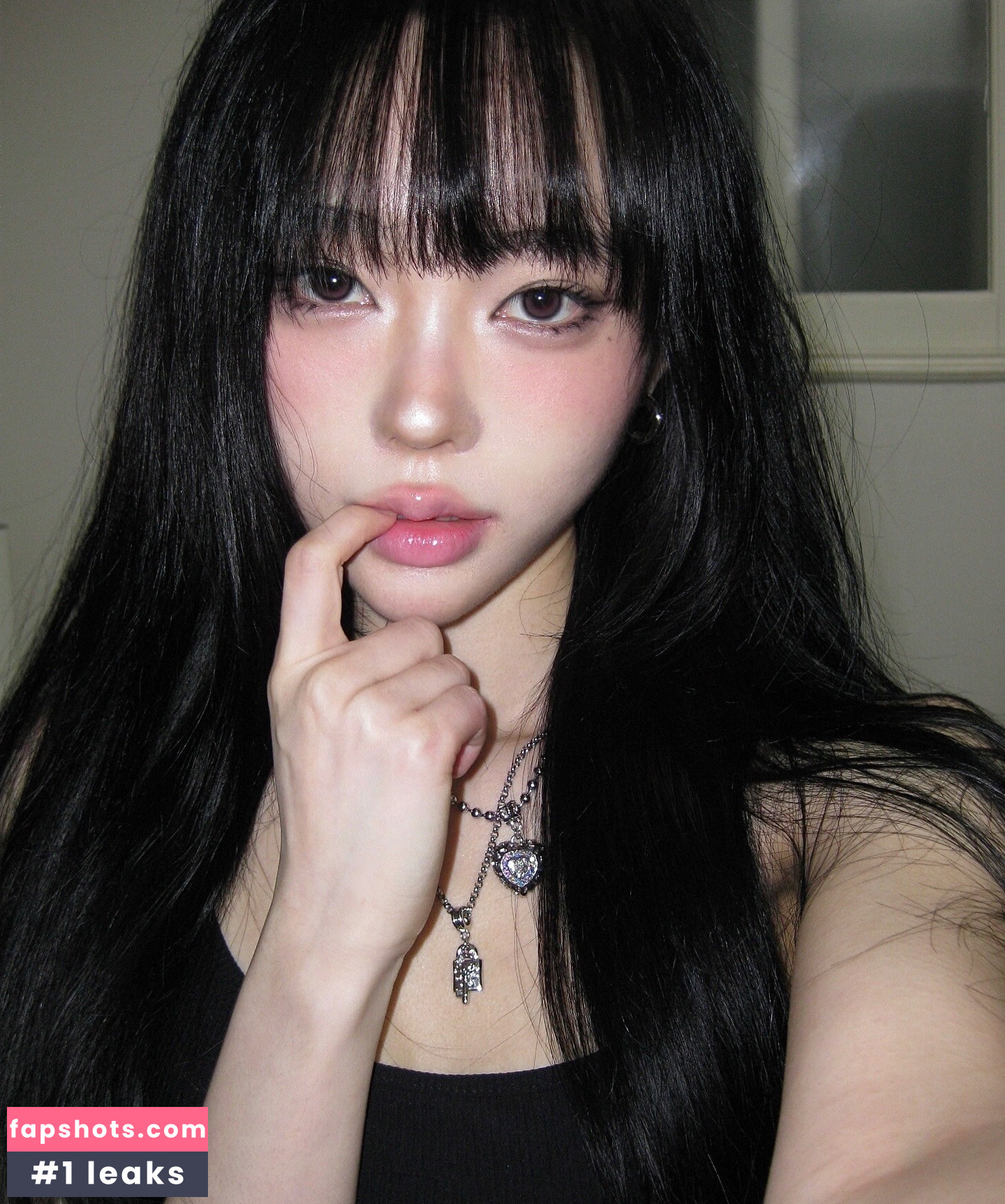 Log in gallery photo #97