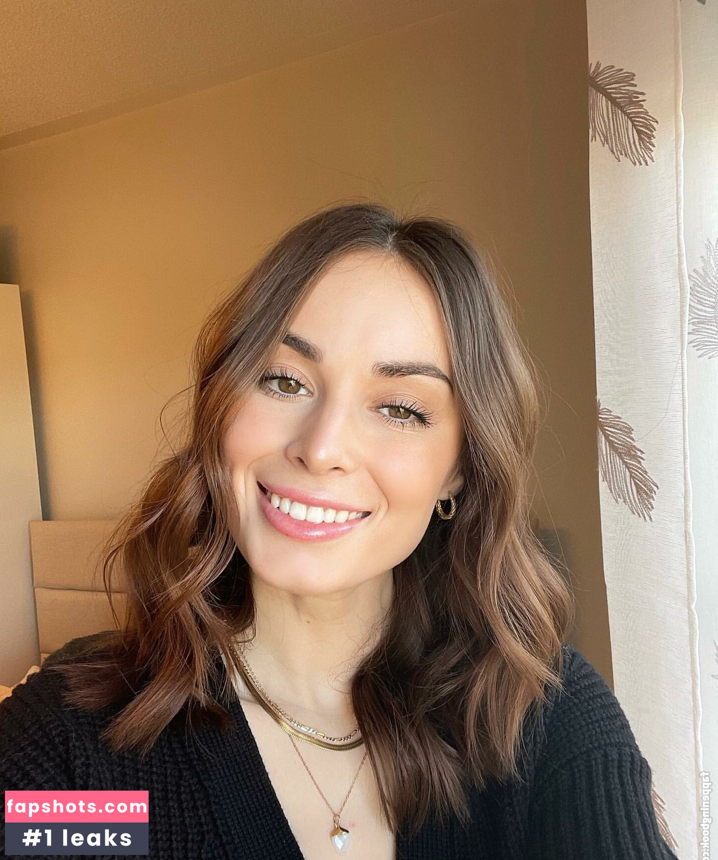 Logan Fabbro gallery photo #11