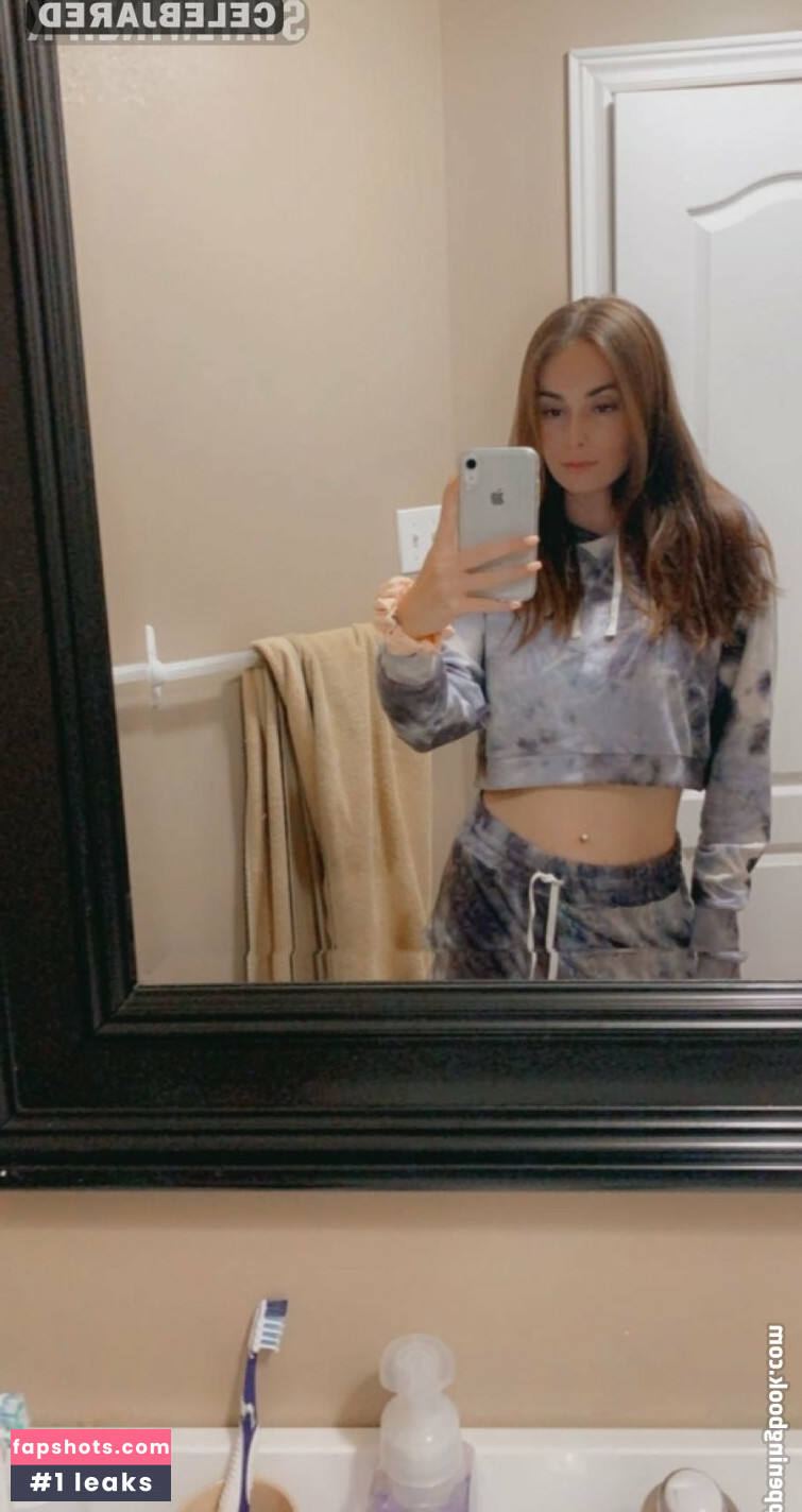 Logan Fabbro gallery photo #12