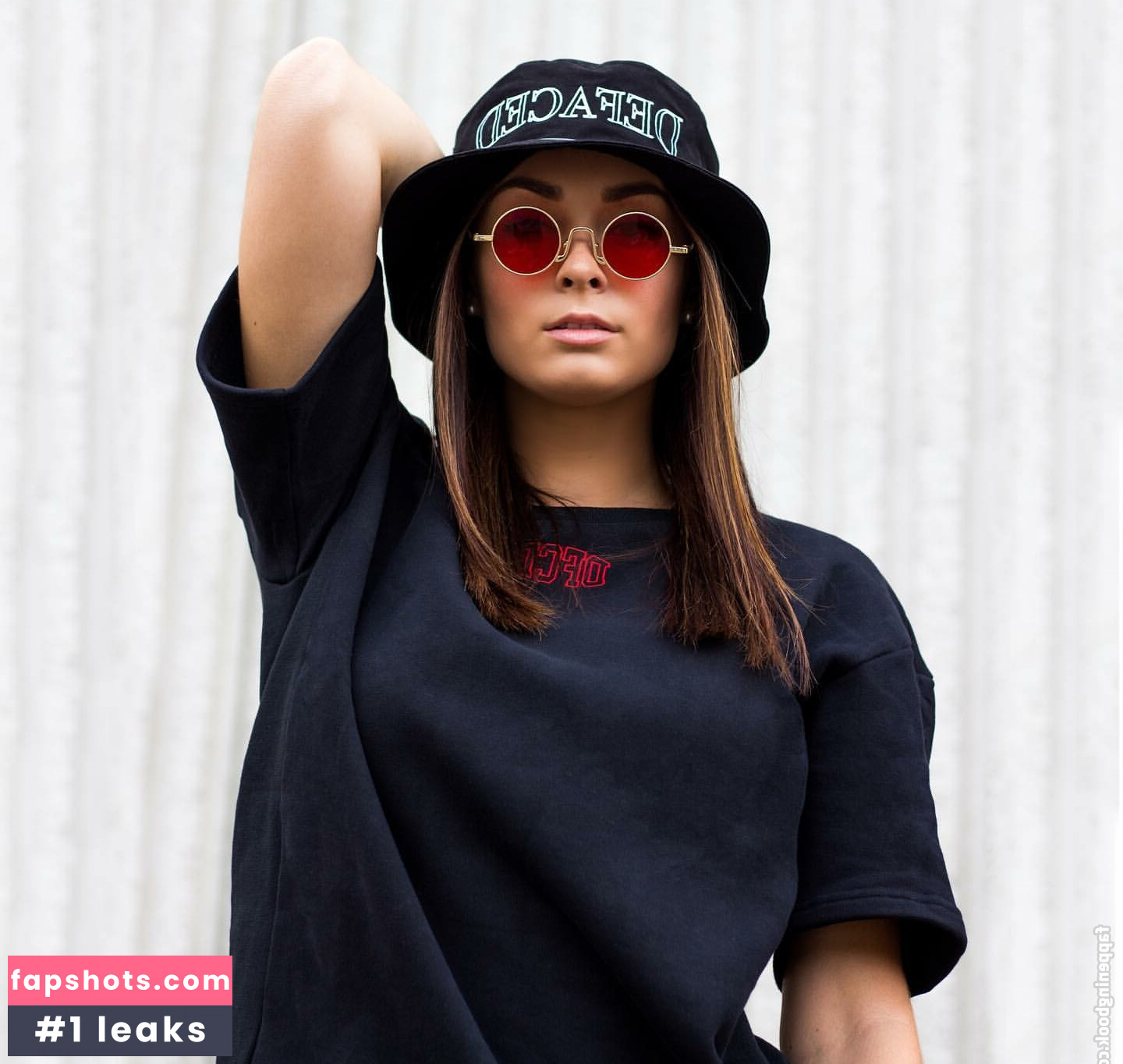 Logan Fabbro gallery photo #9