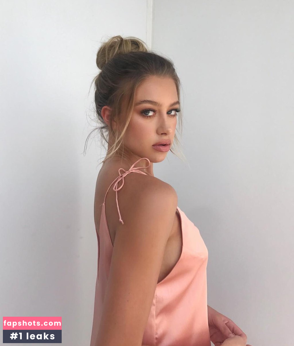 Logan Riley Hassel gallery photo #4