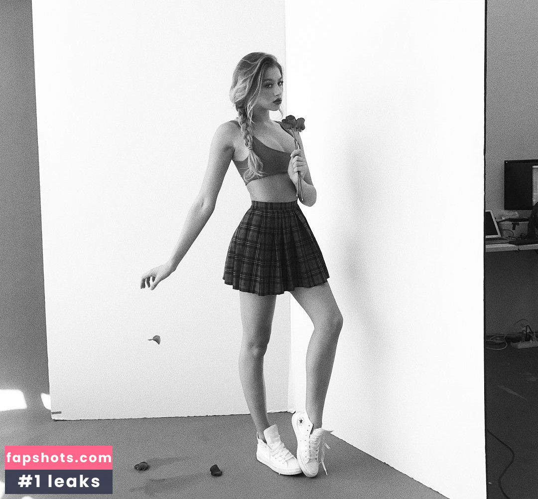 Logan Riley Hassel gallery photo #46