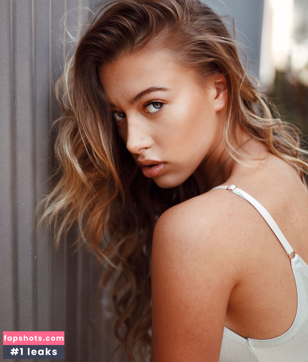 Logan Riley Hassel gallery photo #69