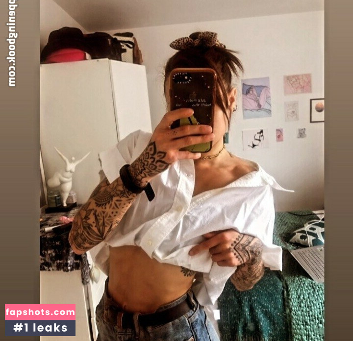 Lois Pacitto gallery photo #13