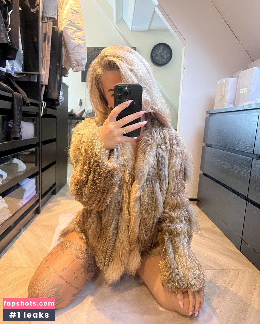 loiskitzen Nude Leaks OnlyFans - Fapshots