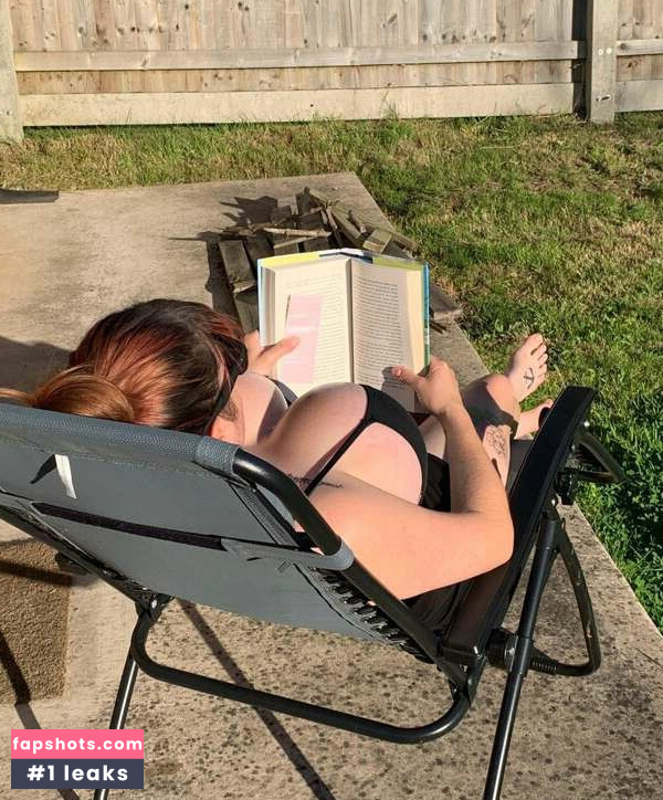 Lola Celine gallery photo #5