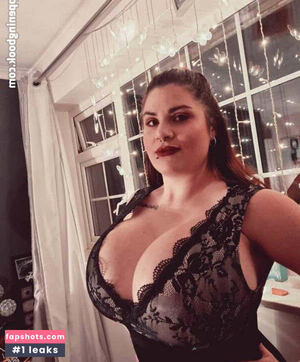 Lola Celine gallery photo #9