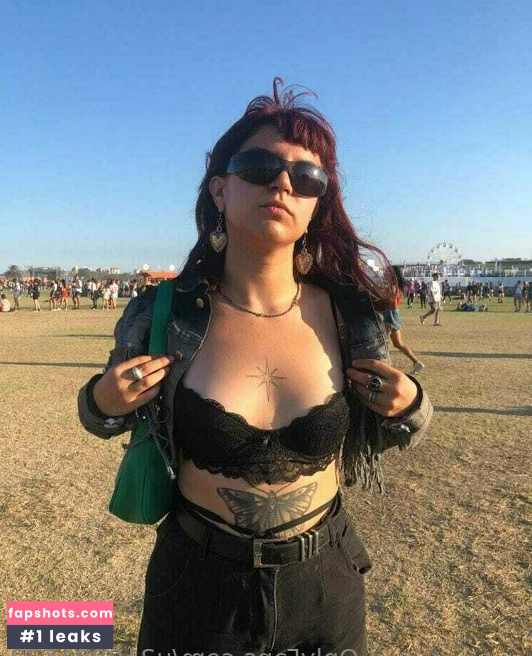 lola_deinnn gallery photo #11