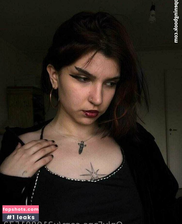 lola_deinnn gallery photo #17