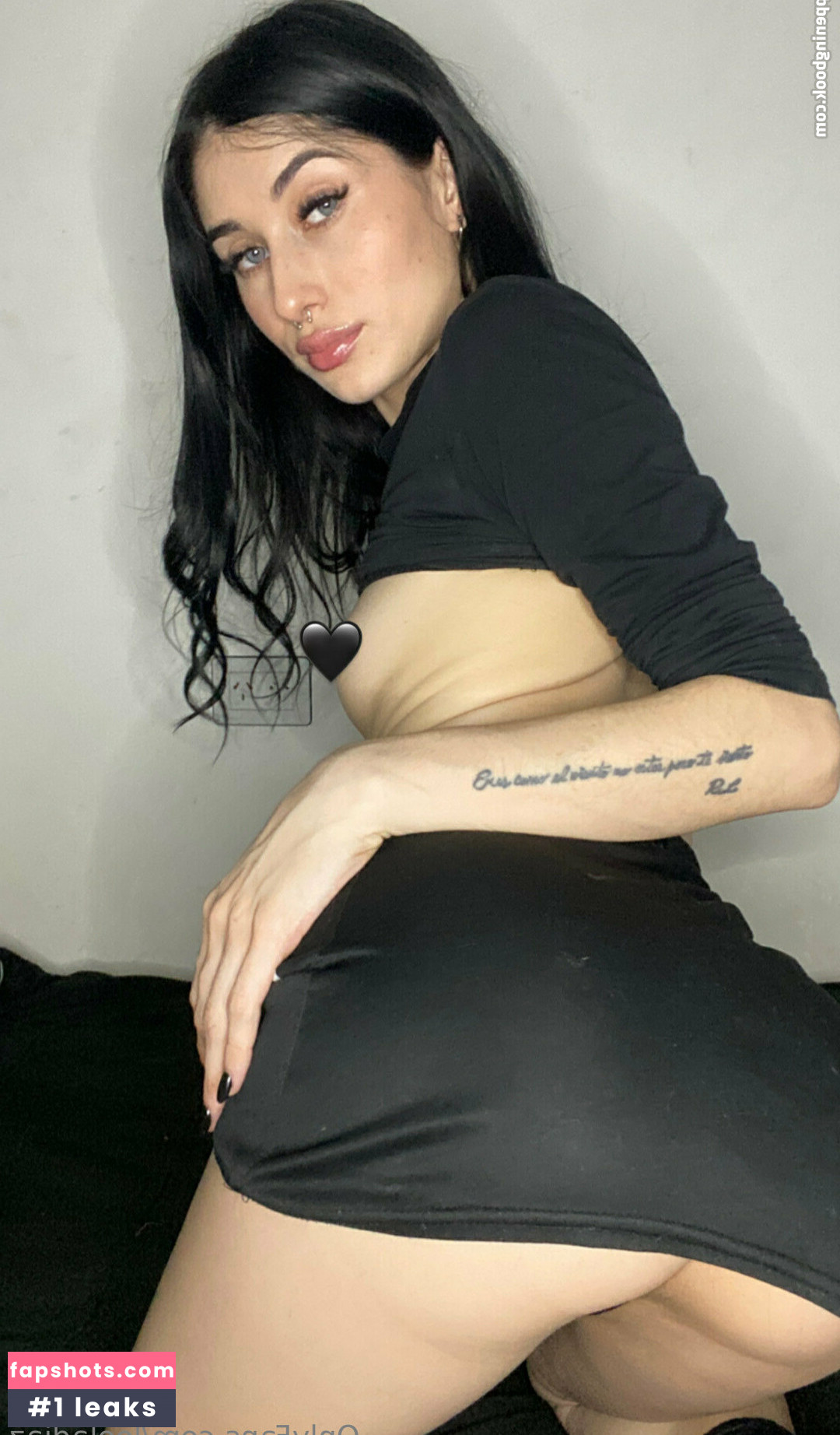 Lola Diaz gallery photo #9