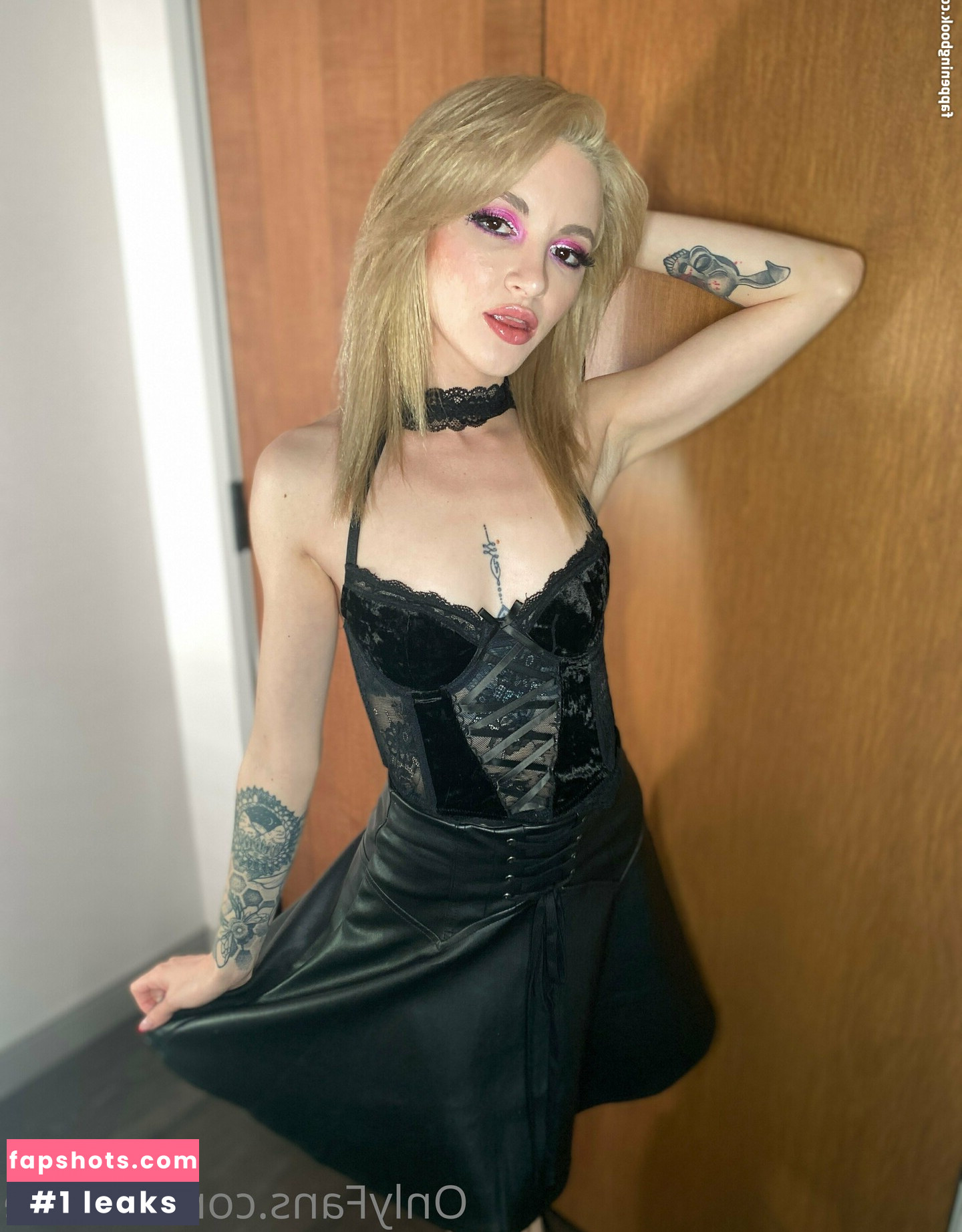 Lola Fae gallery photo #240