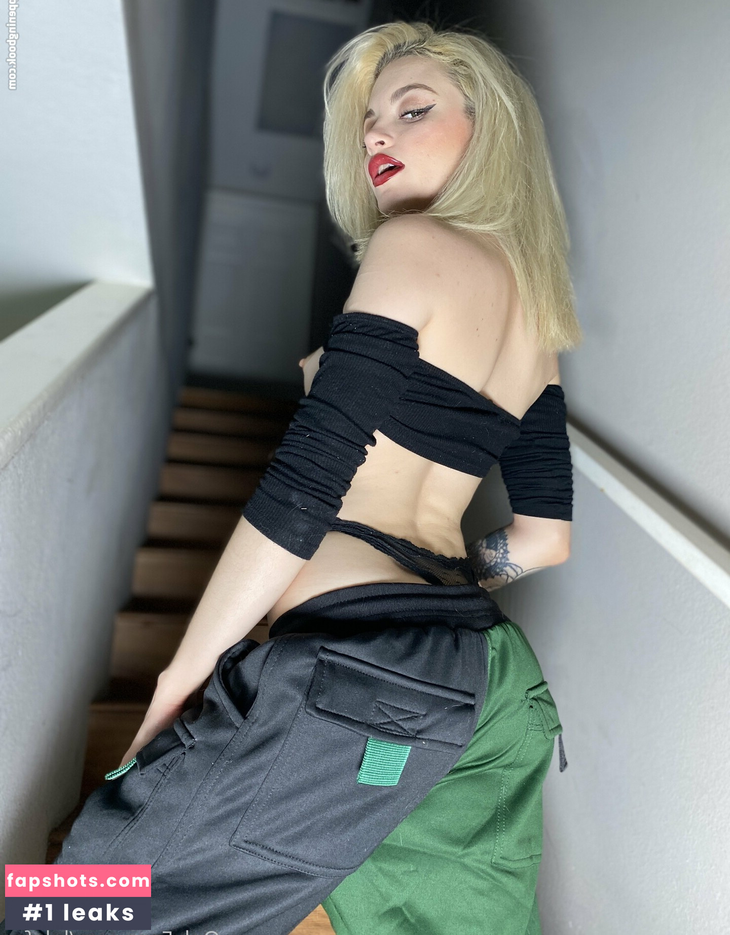 Lola Fae gallery photo #270