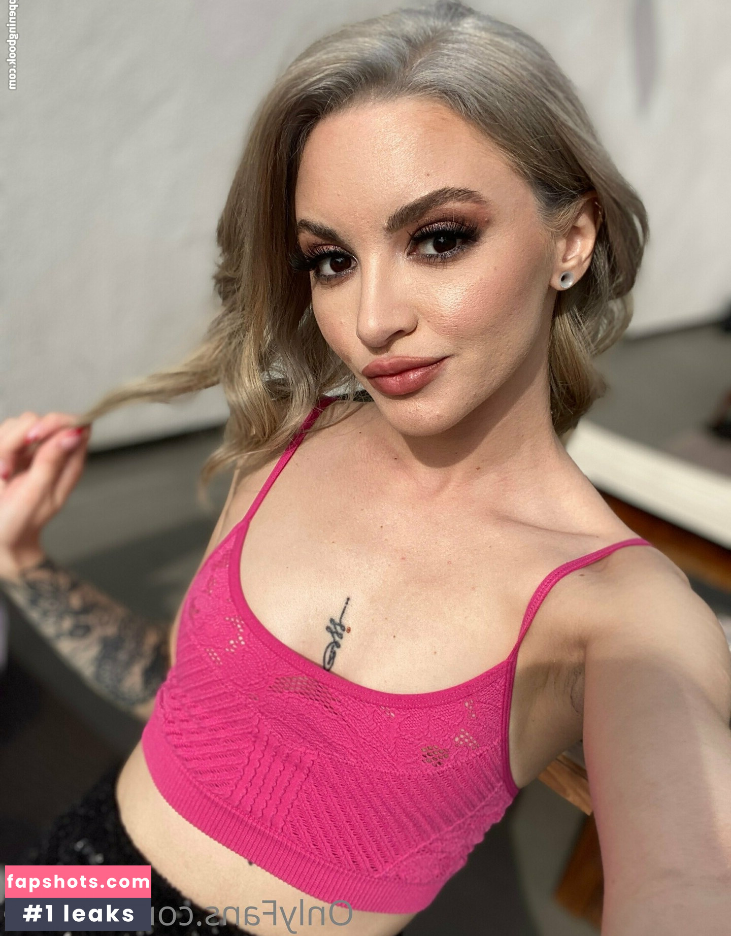 Lola Fae gallery photo #296