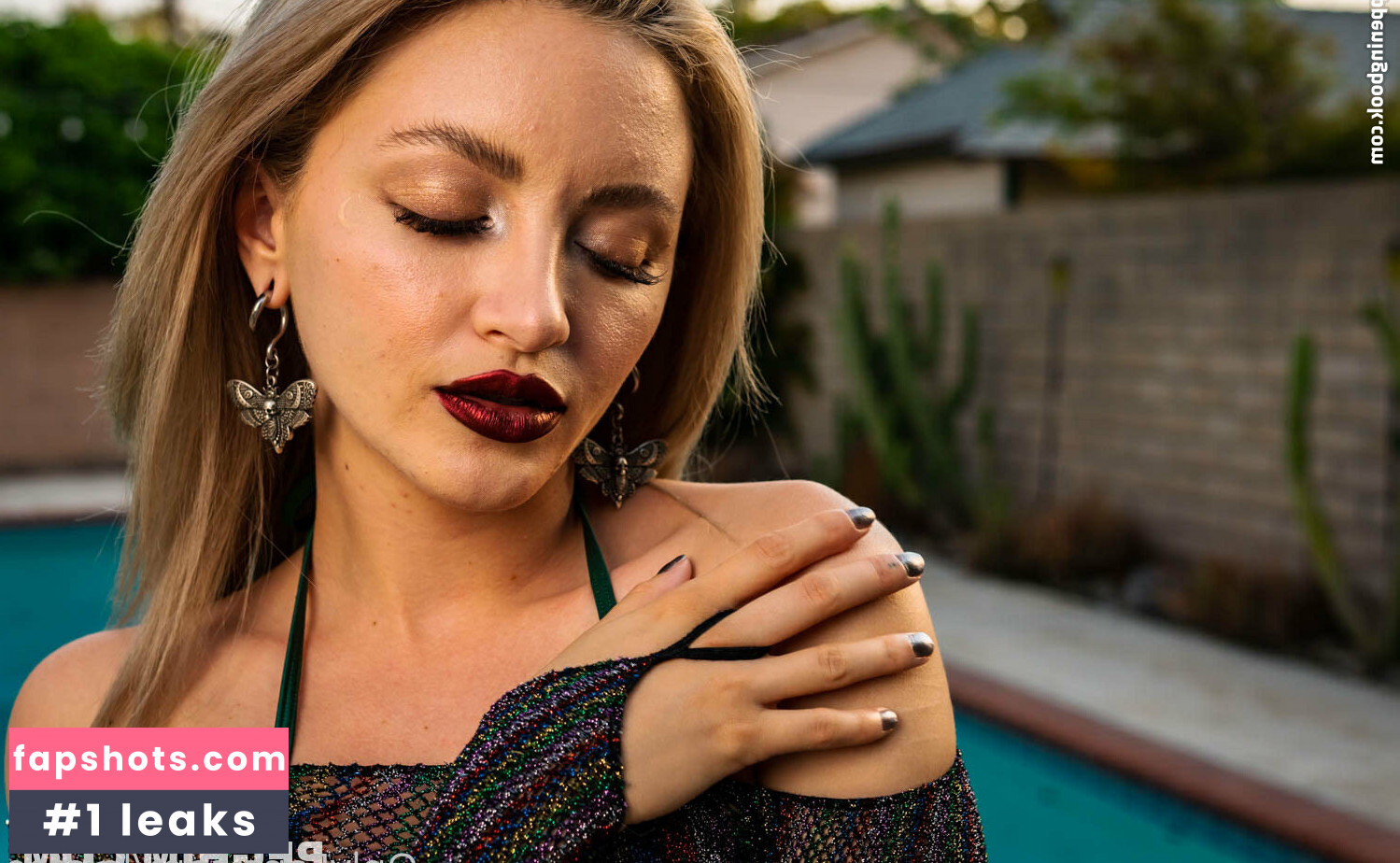 Lola Fae gallery photo #310