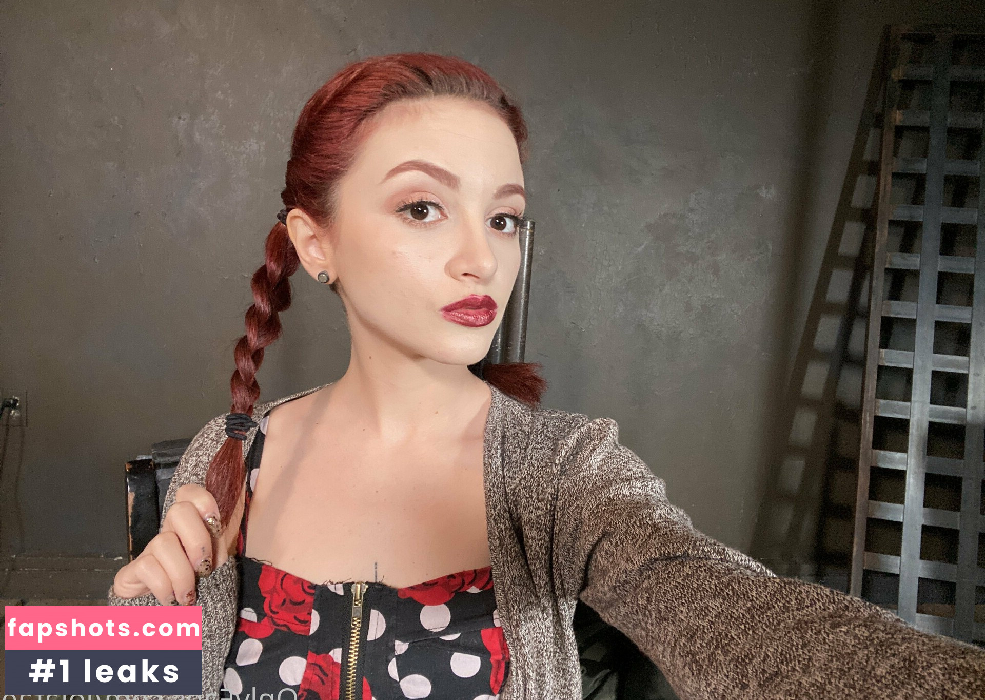 Lola Fae gallery photo #311