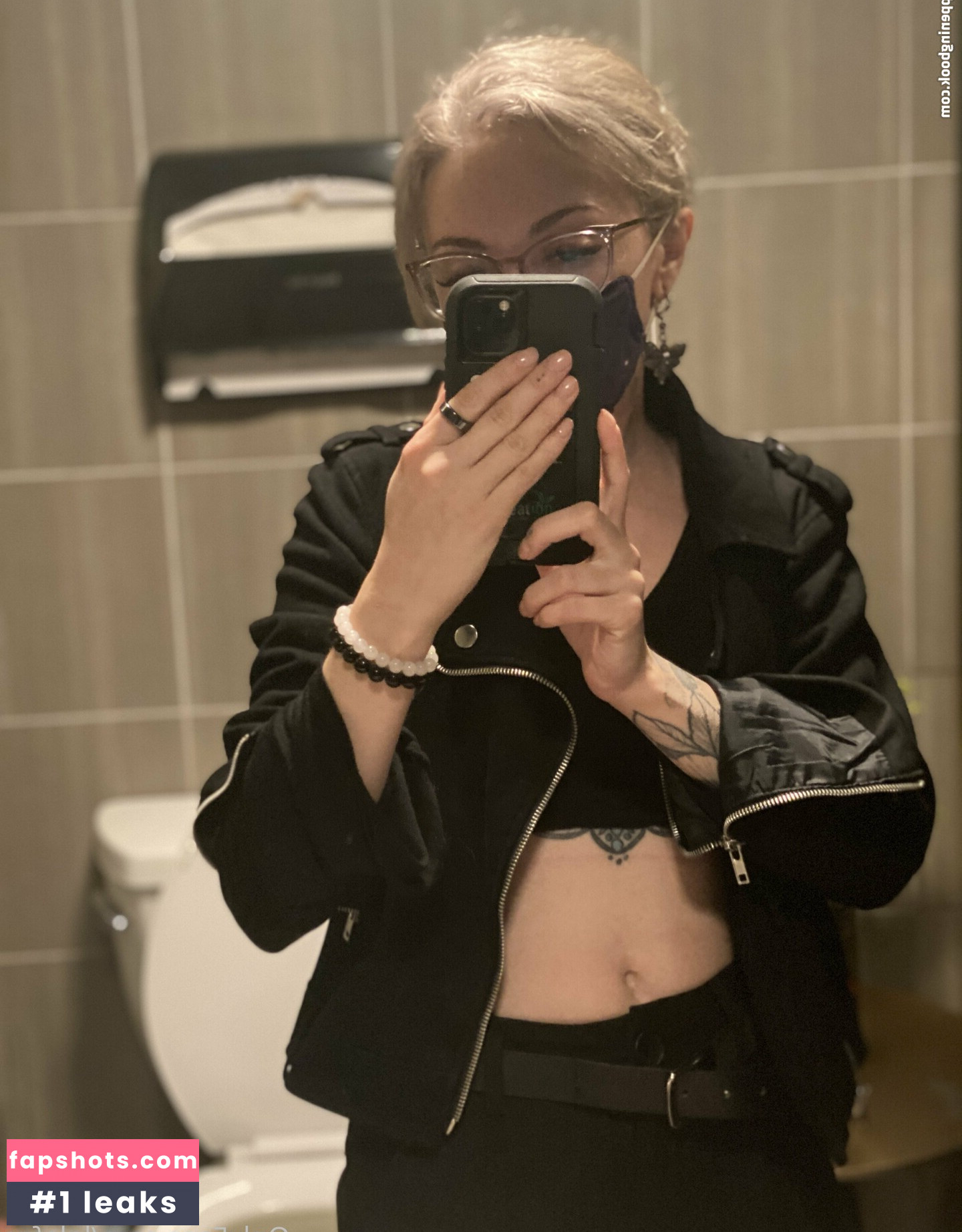 Lola Fae gallery photo #385