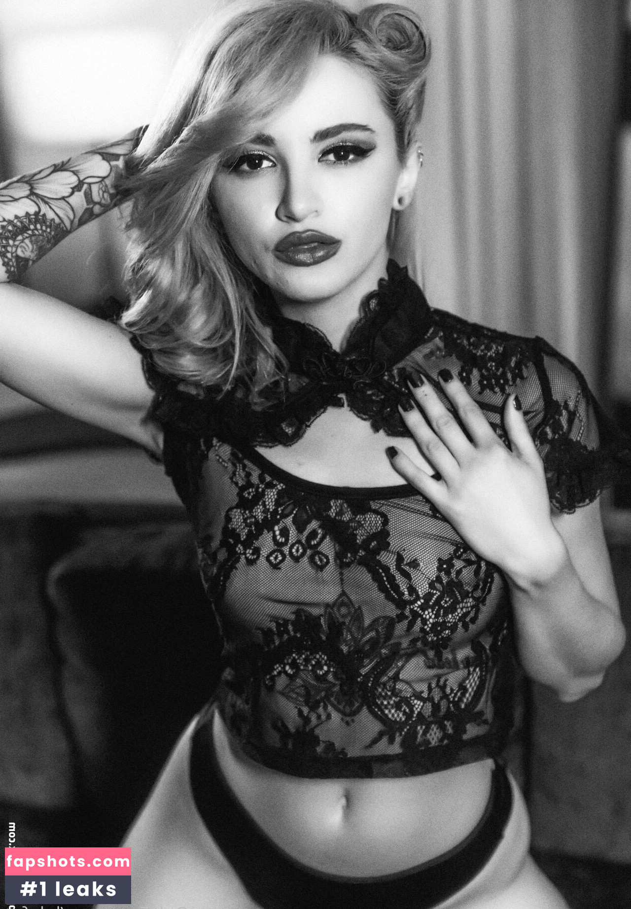 Lola Fae gallery photo #397