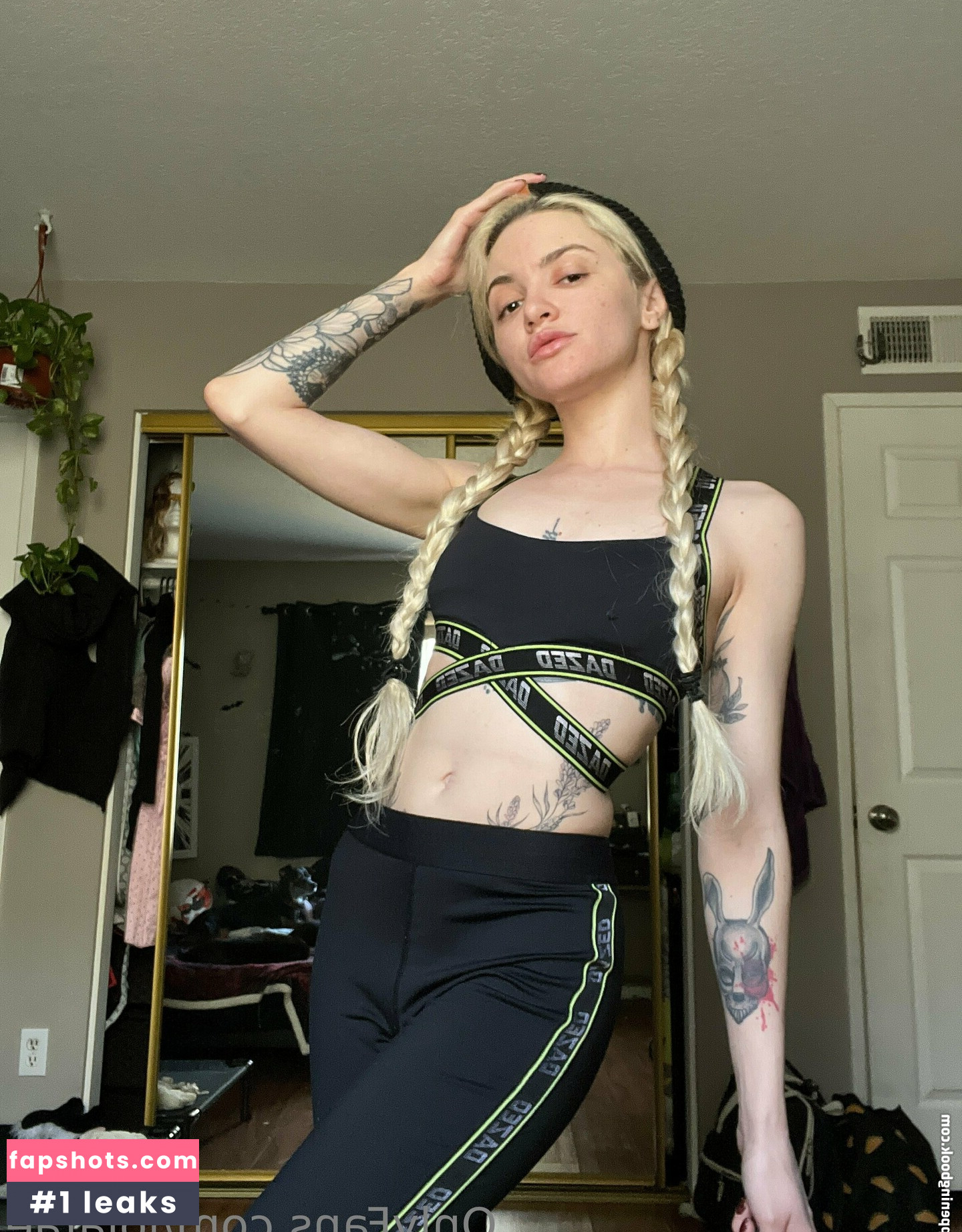 Lola Fae gallery photo #661