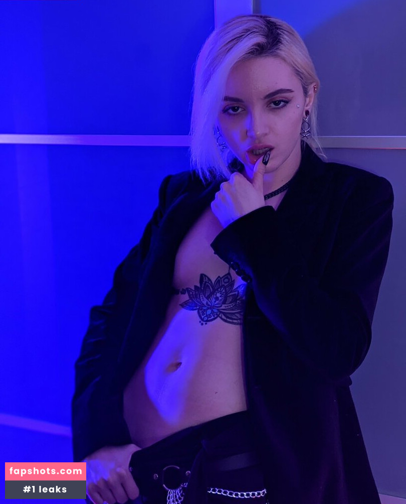 Lola Fae gallery photo #450