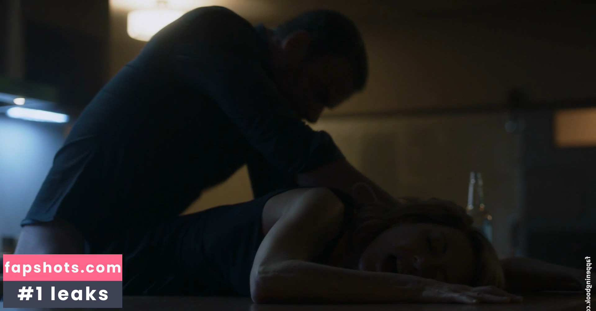 Lola Glaudini gallery photo #45