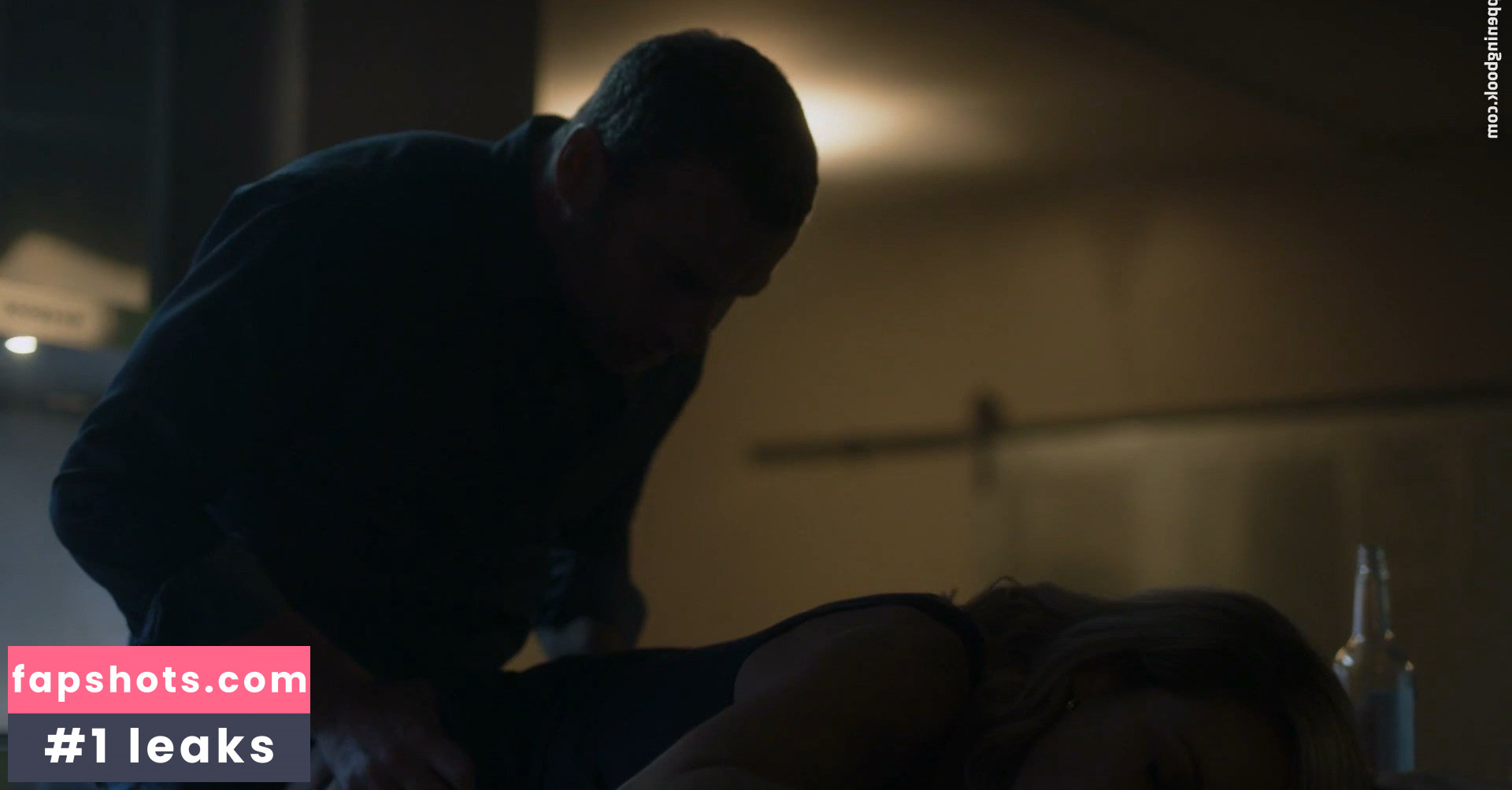 Lola Glaudini gallery photo #46