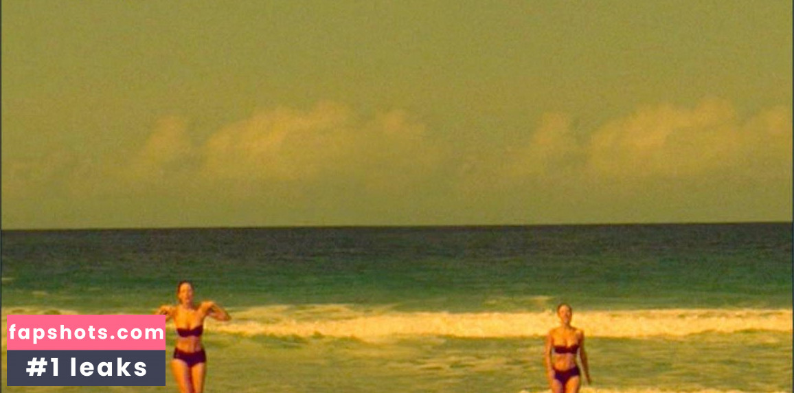 Lola Glaudini gallery photo #75