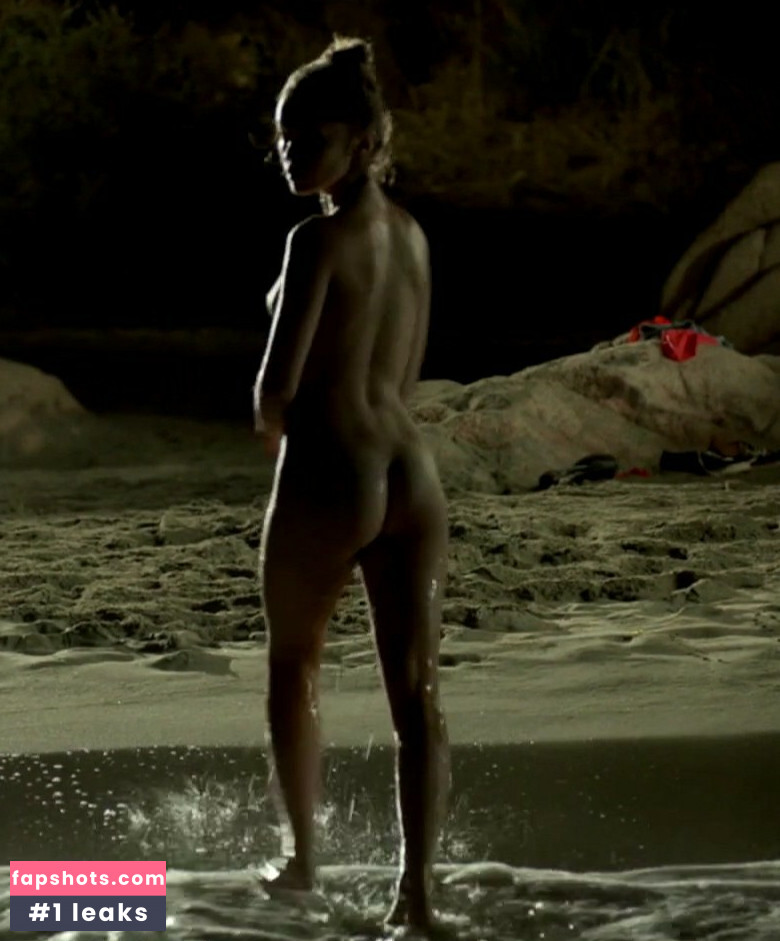 Lola Le Lann gallery photo #3