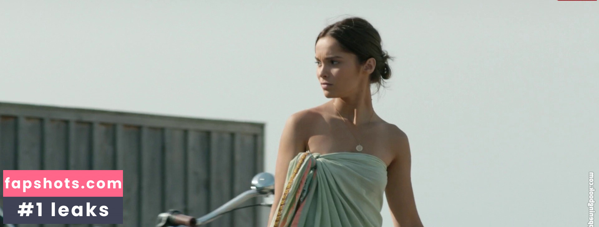 Lola Le Lann gallery photo #22