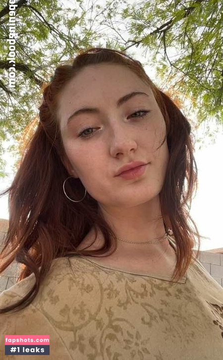 Lola May gallery photo #22