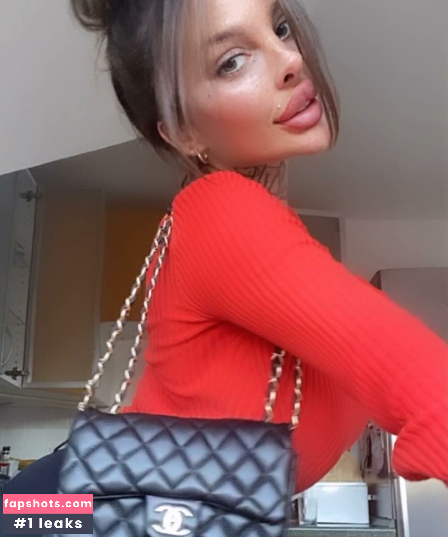 lola_official gallery photo #42