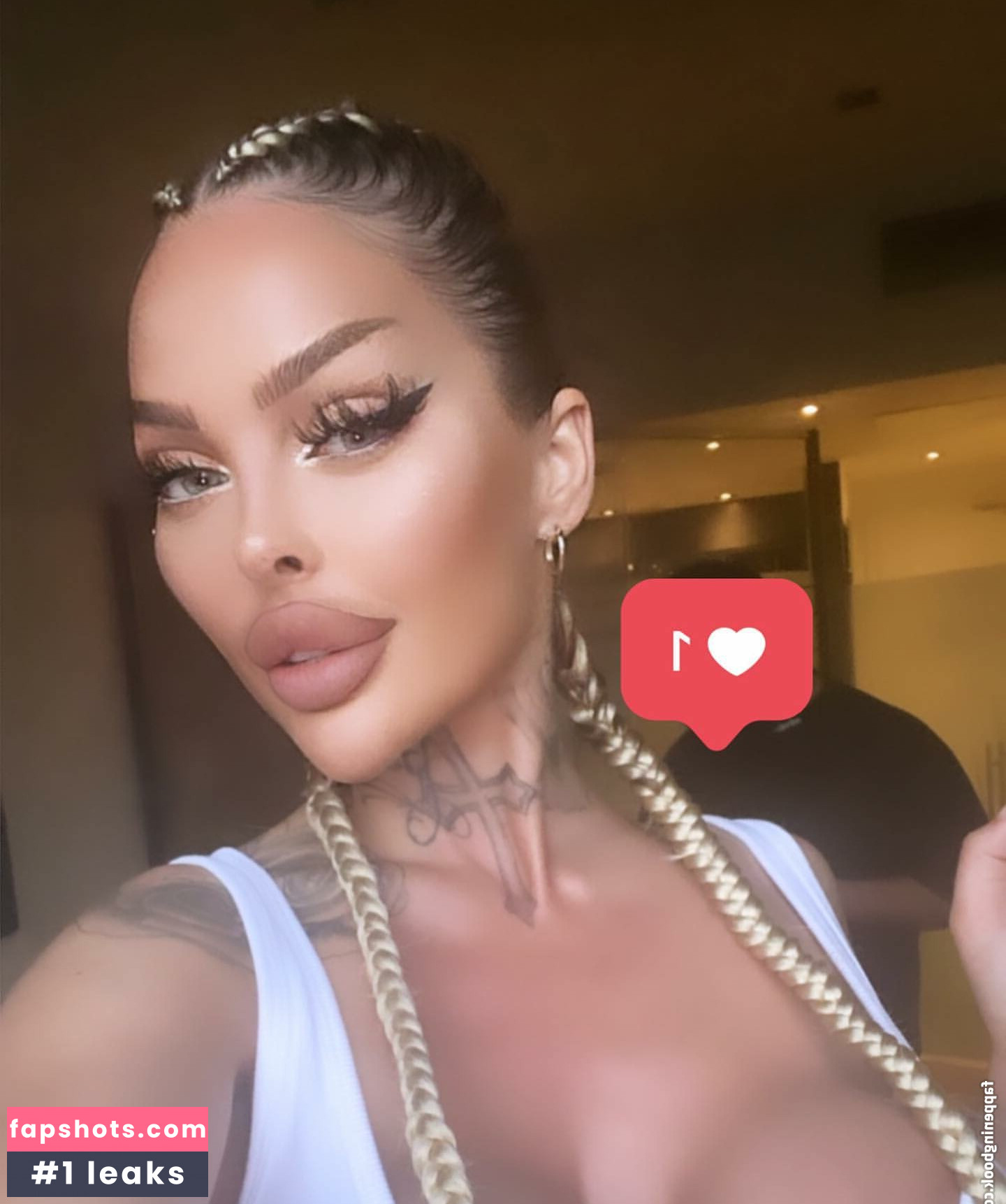 lola_official gallery photo #56