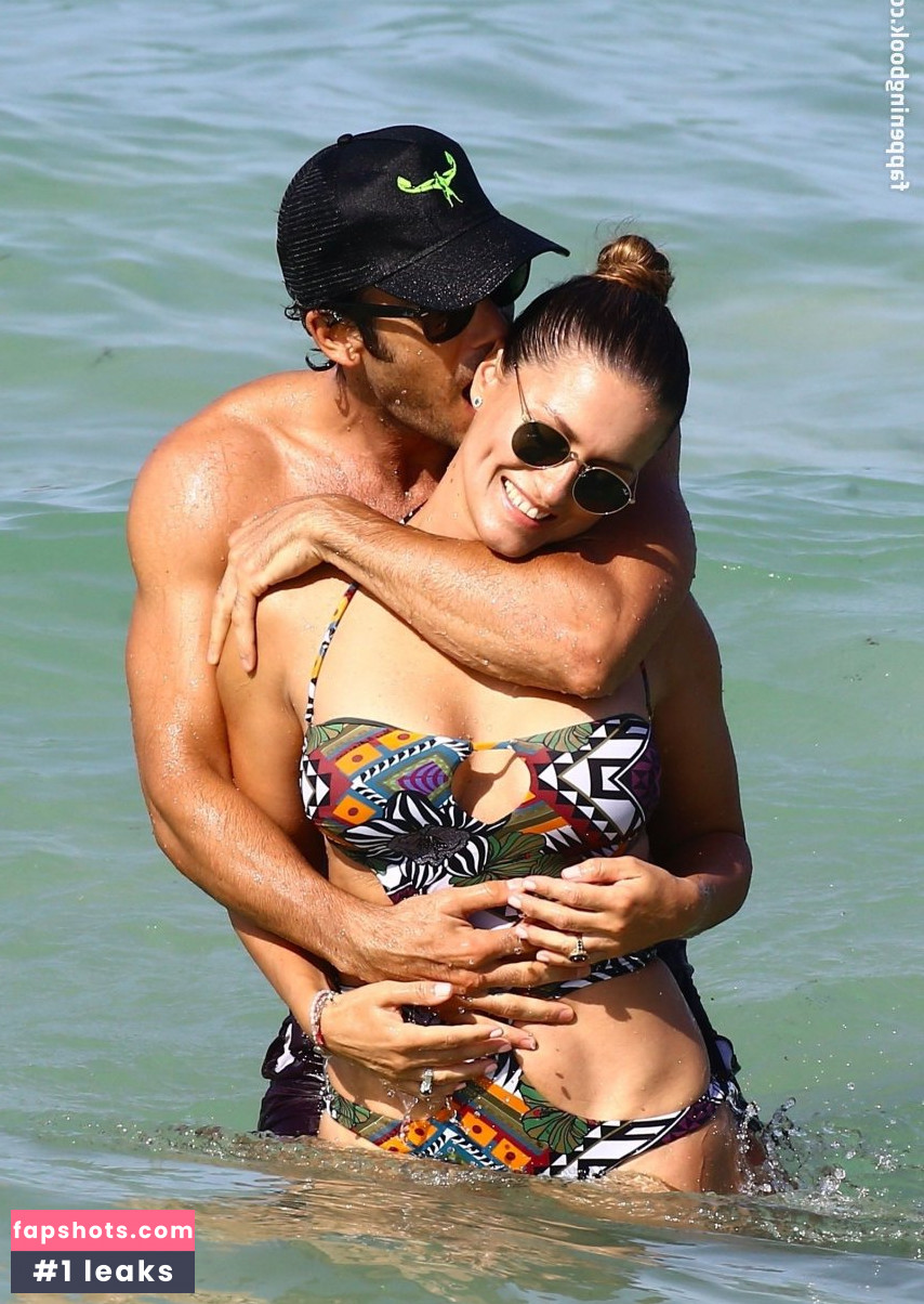 Lola Ponce gallery photo #108