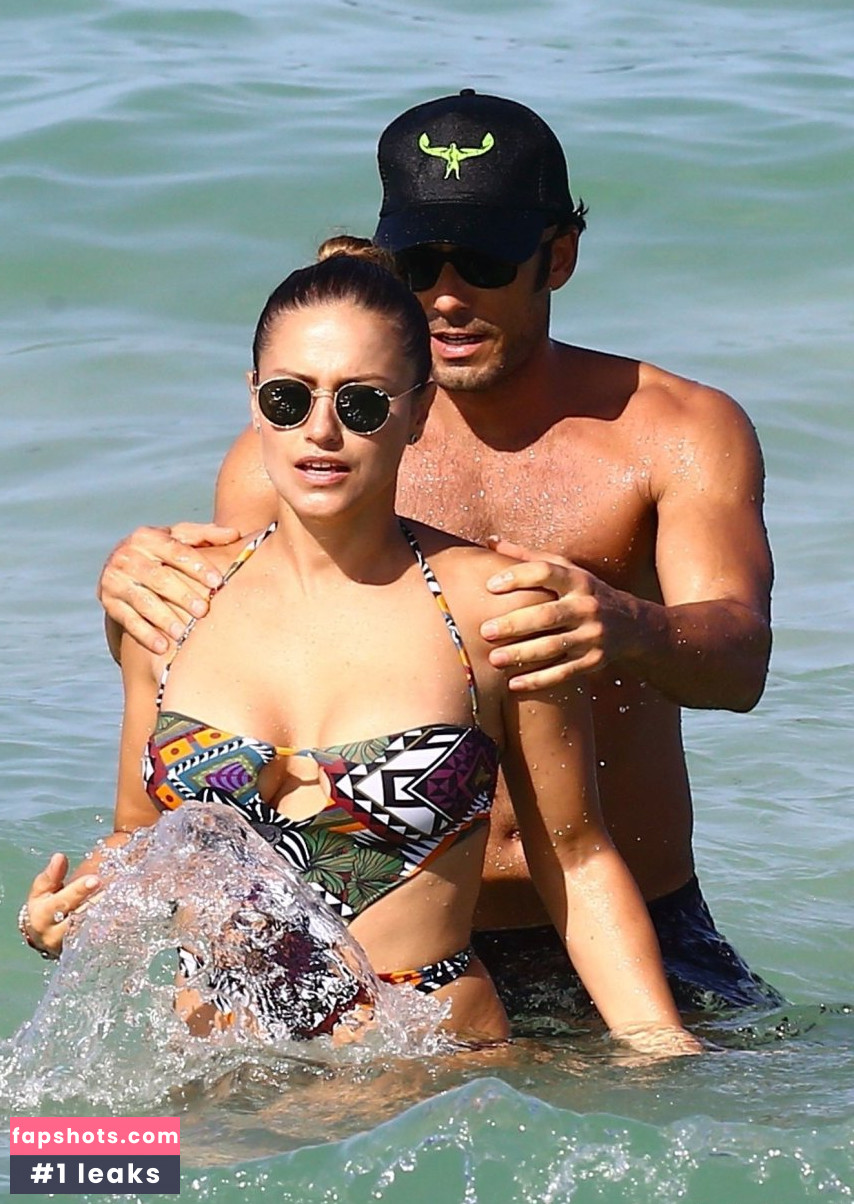 Lola Ponce gallery photo #112