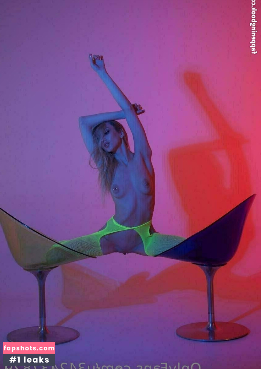 lola_popsy gallery photo #34