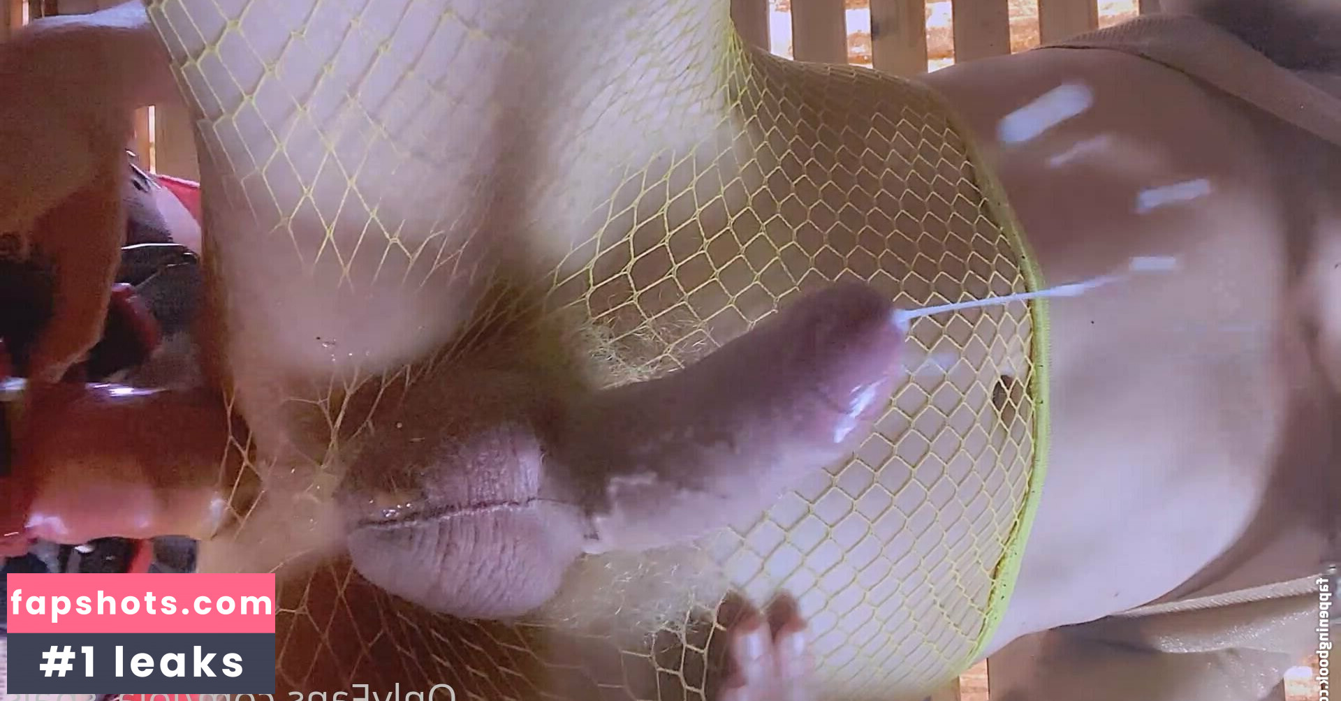 lola_spais gallery photo #11