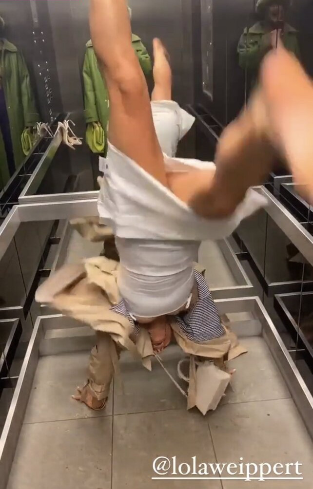 lola-weippert gallery photo #292