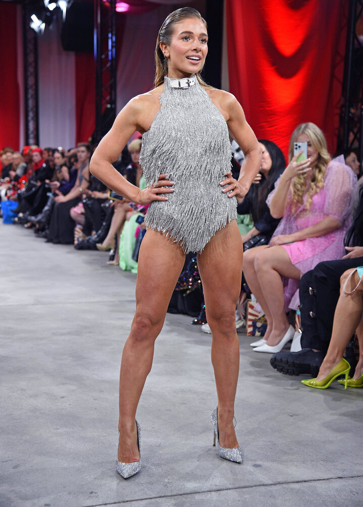 lola-weippert gallery photo #436