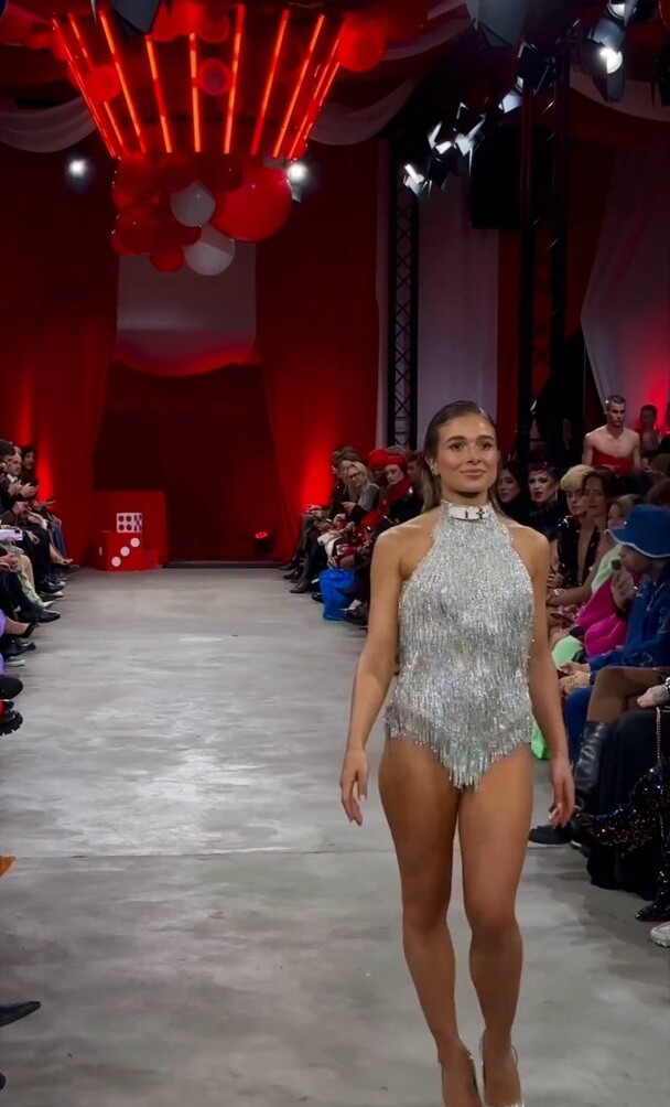 lola-weippert gallery photo #461