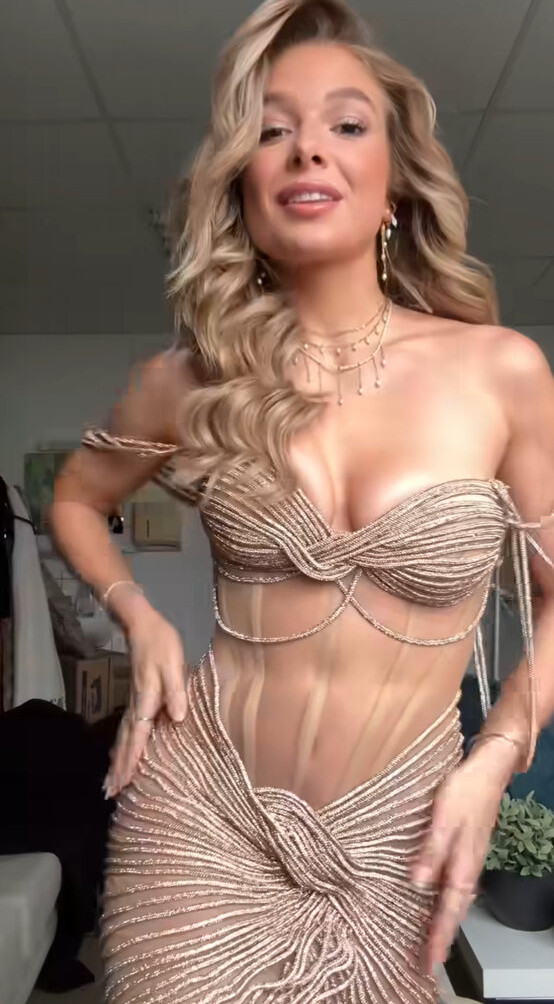 lola-weippert gallery photo #601