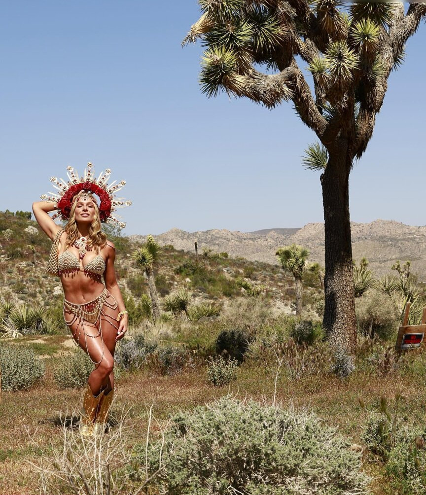 lola-weippert gallery photo #646