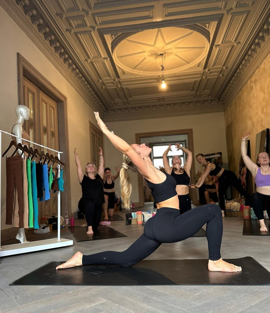 lola-weippert gallery photo #651