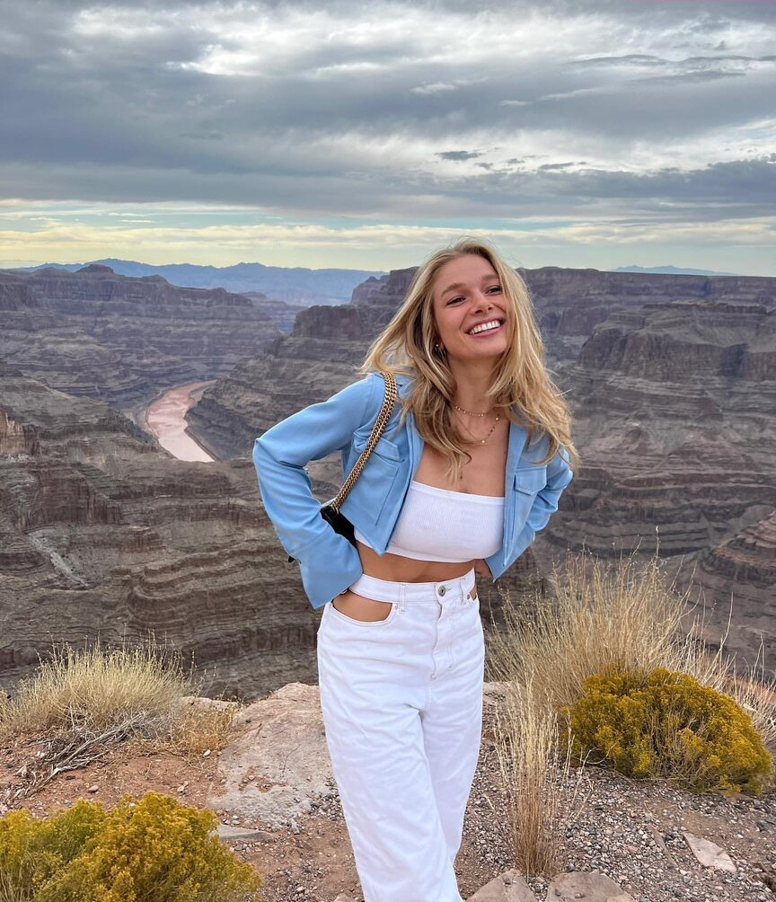 lola-weippert gallery photo #729