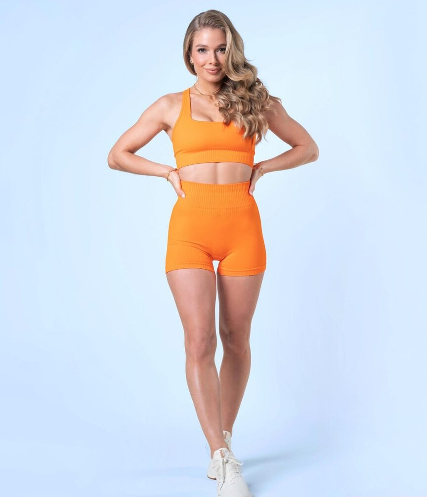 lola-weippert gallery photo #735