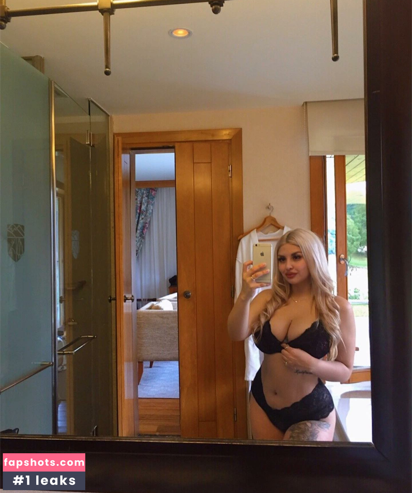 Lolaa_leiva gallery photo #7